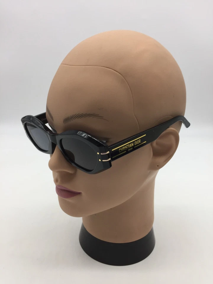 Dior Women's Full Rim Black Frame Trendy Sunglasses 54-16-143 Blue Lenses - Image 3 of 4