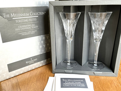 WATERFORD CRYSTAL THE MILLENNIUM COLLECTION TOASTENFLÖTEN NEU IN BOX.