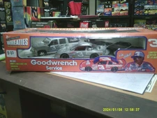 BROOKFIELD 1/24 DALE EARNHARDT TRACKSIDE COLLECTION