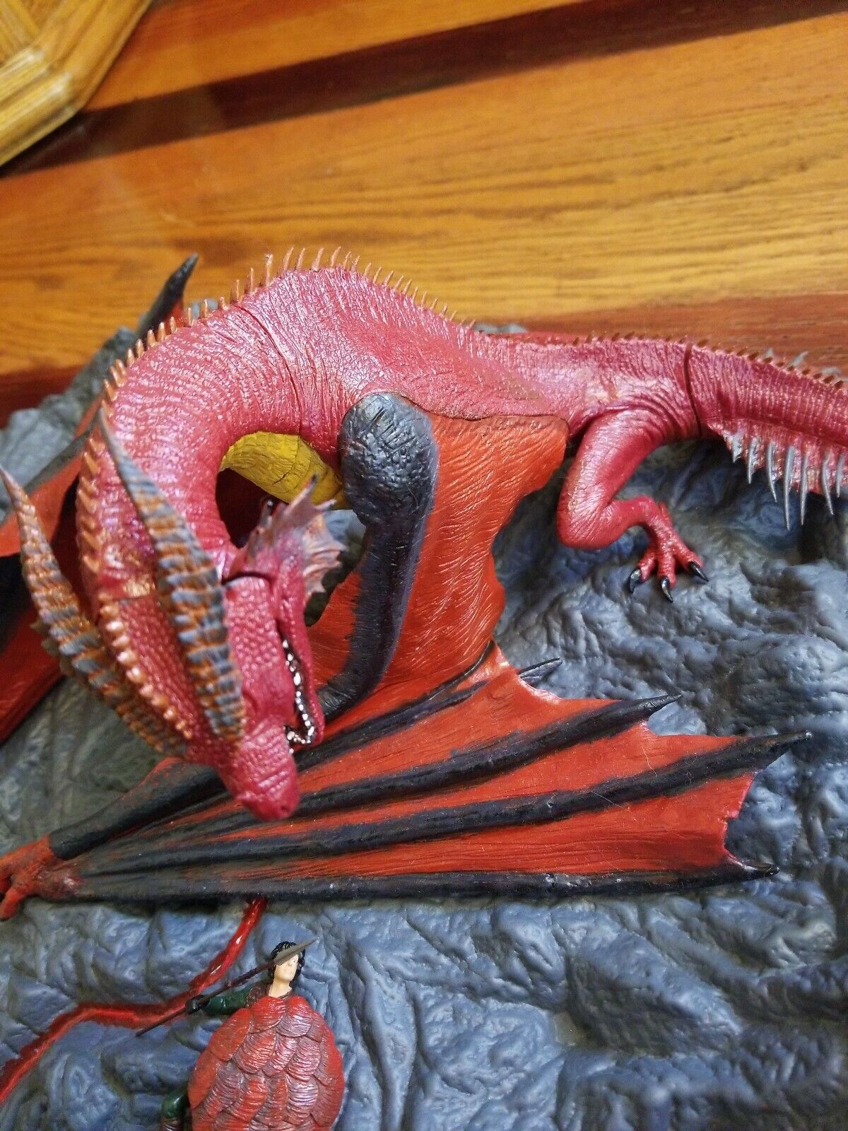 Dragonslayer Vermithrax Built-Up--1:32 scale figure