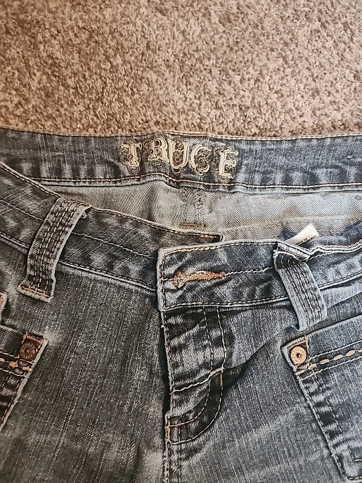 Truce Juniors Size 11 Blue Denim Jeans - Image 2 of 4