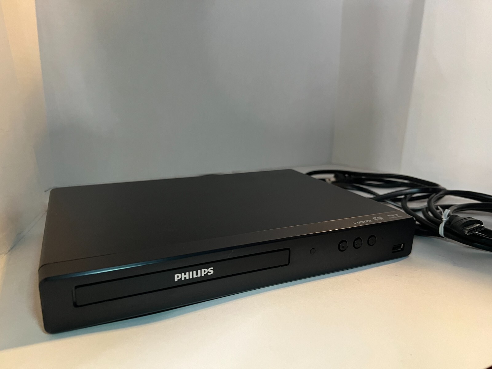 Excellent Condition Philips BluRay & DVD Player BDP1502 HDMI Included