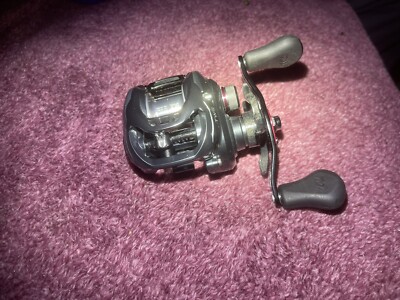 17 タトゥーラsvtw 7.3 Daiwa 17 Tatula SV TW 7.3L Left Baitcasting reel 7.3:1 very