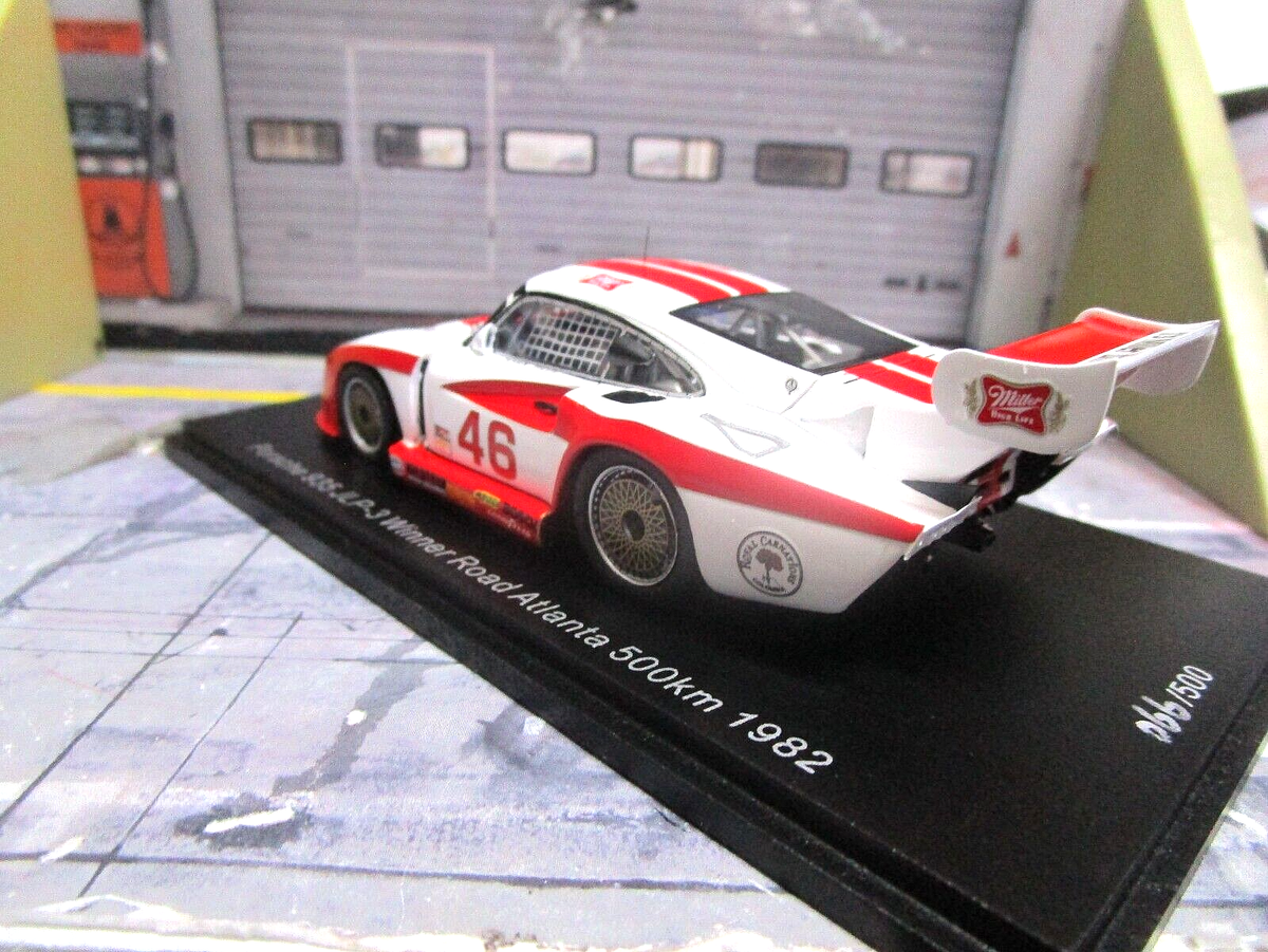 Spark 1/43 Porsche 935 JLP3 Road Atlanta 1982 - Résine - Collection Neuve