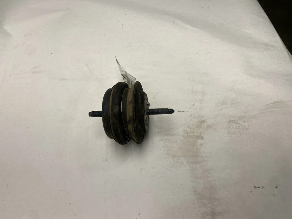 Pontiac GTO LS1 2004-2006 5,7 L lado derecho montaje del motor marco soporte OEM Foto 3 de 4