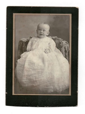 ANTIQUE Pretty YOUNG Baby Chair CABINET CARD Photo LACY DRESS Cherub Sweet #38