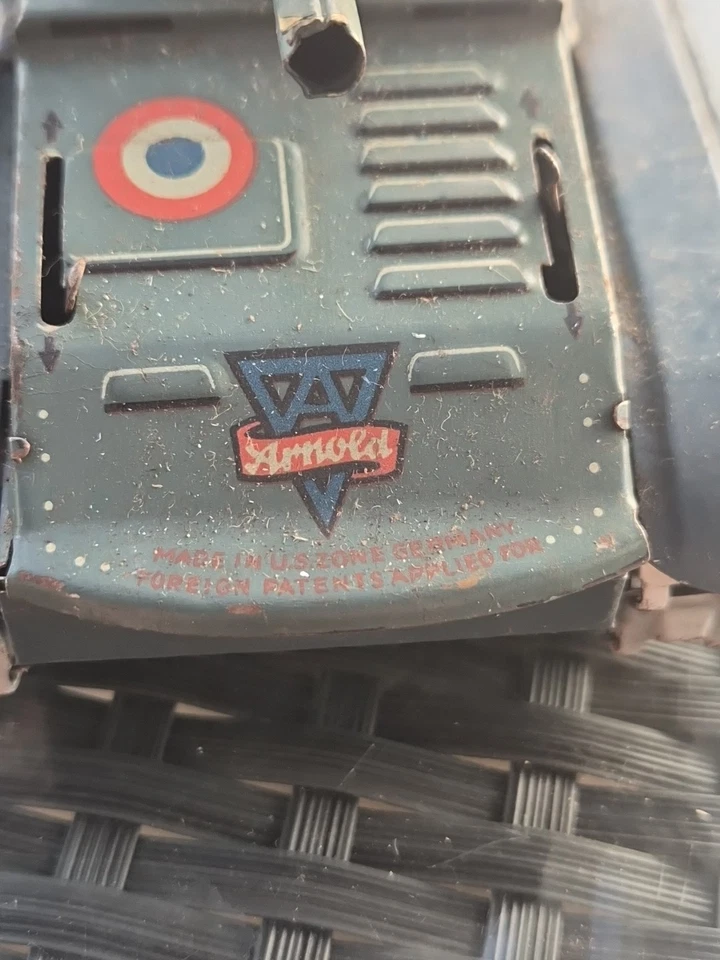 ANCIEN TANK CHAR D'ASSAULT JOUET TOLE ARNOLD US ARMY DC-6 A REMONTOIR - Photo 3/4
