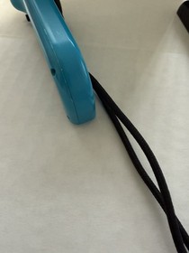 Nintendo Switch console 32 gb w/ joy-con controllers works as expected 