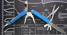 Leatherman Juice SC2 Multi-Tool Blue Very Good USED Condition Clean Fast Ship!