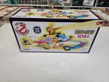 The Real Ghostbusters Ecto-Glow Ecto-1 Kenner Classics Glow In The Dark Vehicle