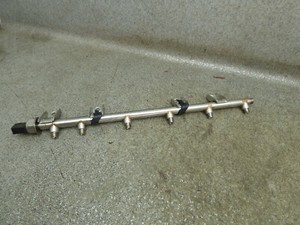 Einspritzleiste 7535897 Rail 136TKm BMW F10 F11 523i 10.1590.155