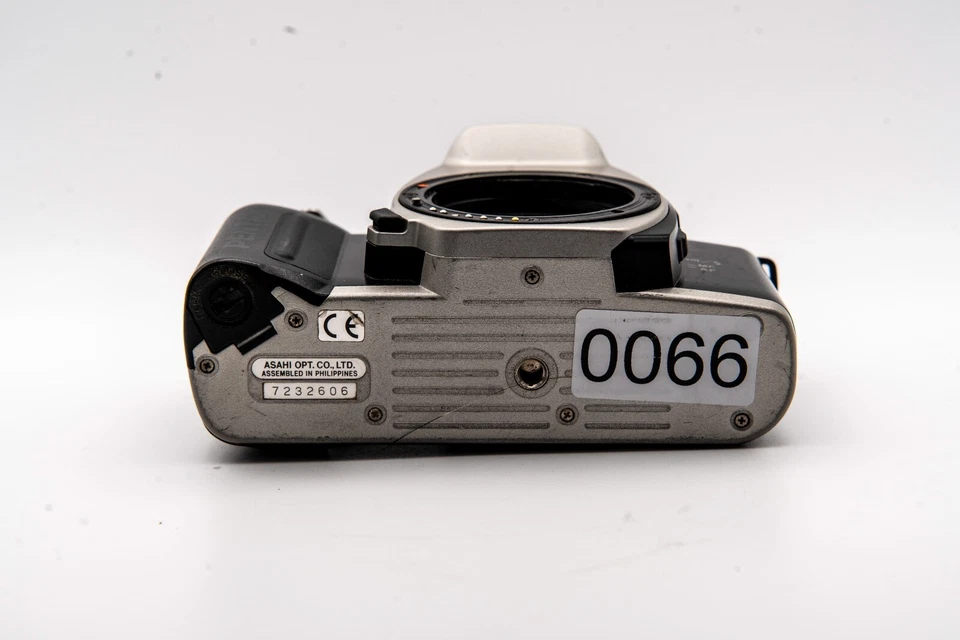 Vintage Pentax MZ50 35mm SLR Film Camera Body Only not fully tested - Image 3 of 4