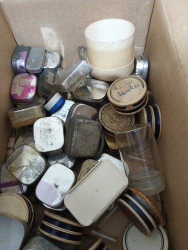 Job Lot Vintage Watch Parts Tins - Picture 2 of 5
