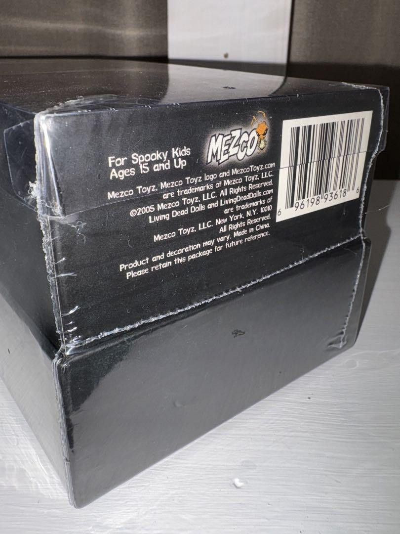 Living Dead Dolls Eggzorcist 333/666 Limited Edition Sealed Living Dead Dolls Eggzorcist 333/666 Limited Edition Sealed