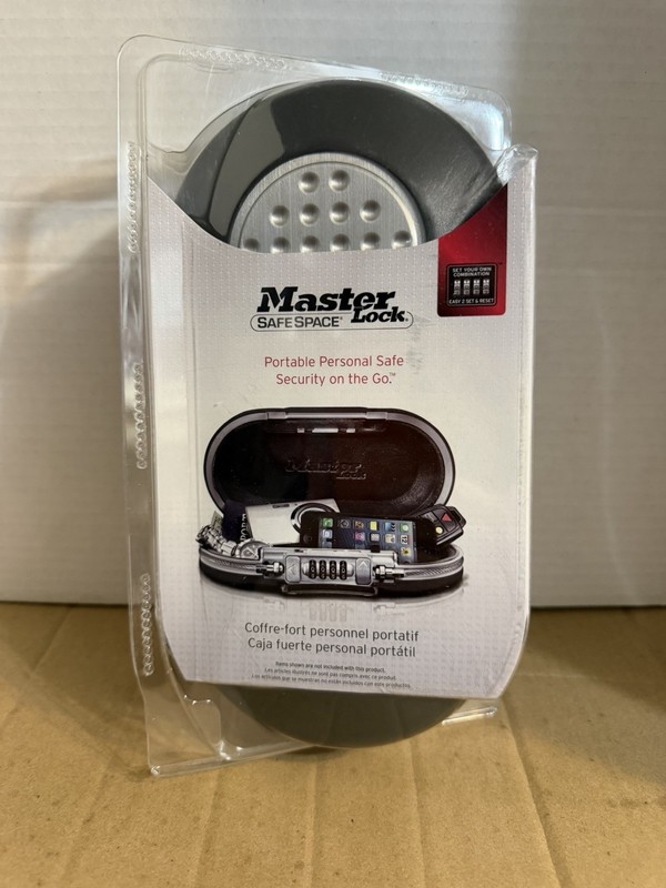 Master Lock SAFE SPACE 5900D CLAM Portable Personal Security  Safe - NIB