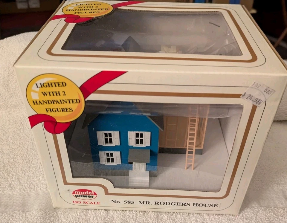 MODEL POWER HO SCALE LIGHTED MR. RODGERS HOUSE Under Construction NIB - Image 2 of 4