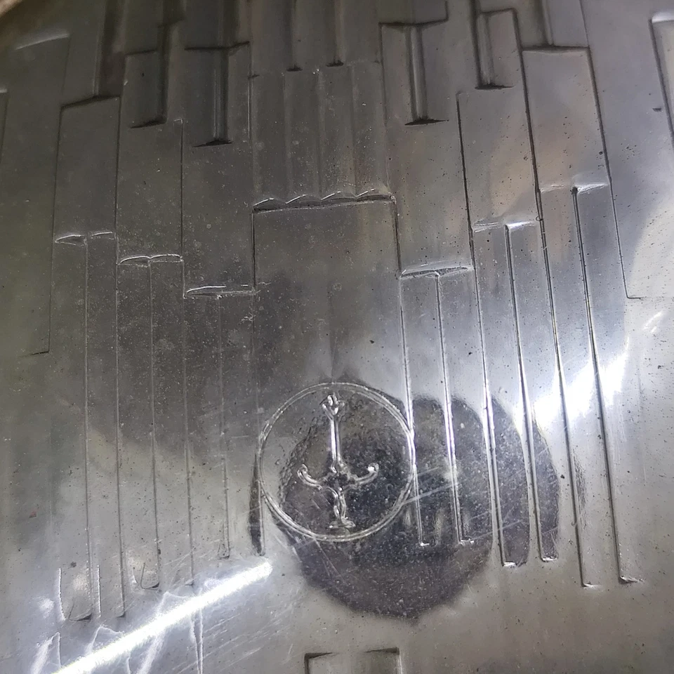 复古 Carello 00497810 正品车头灯 菲亚特 1100 阿尔法罗密欧 Giulia Spider 二手 — 第 4/4 张图片