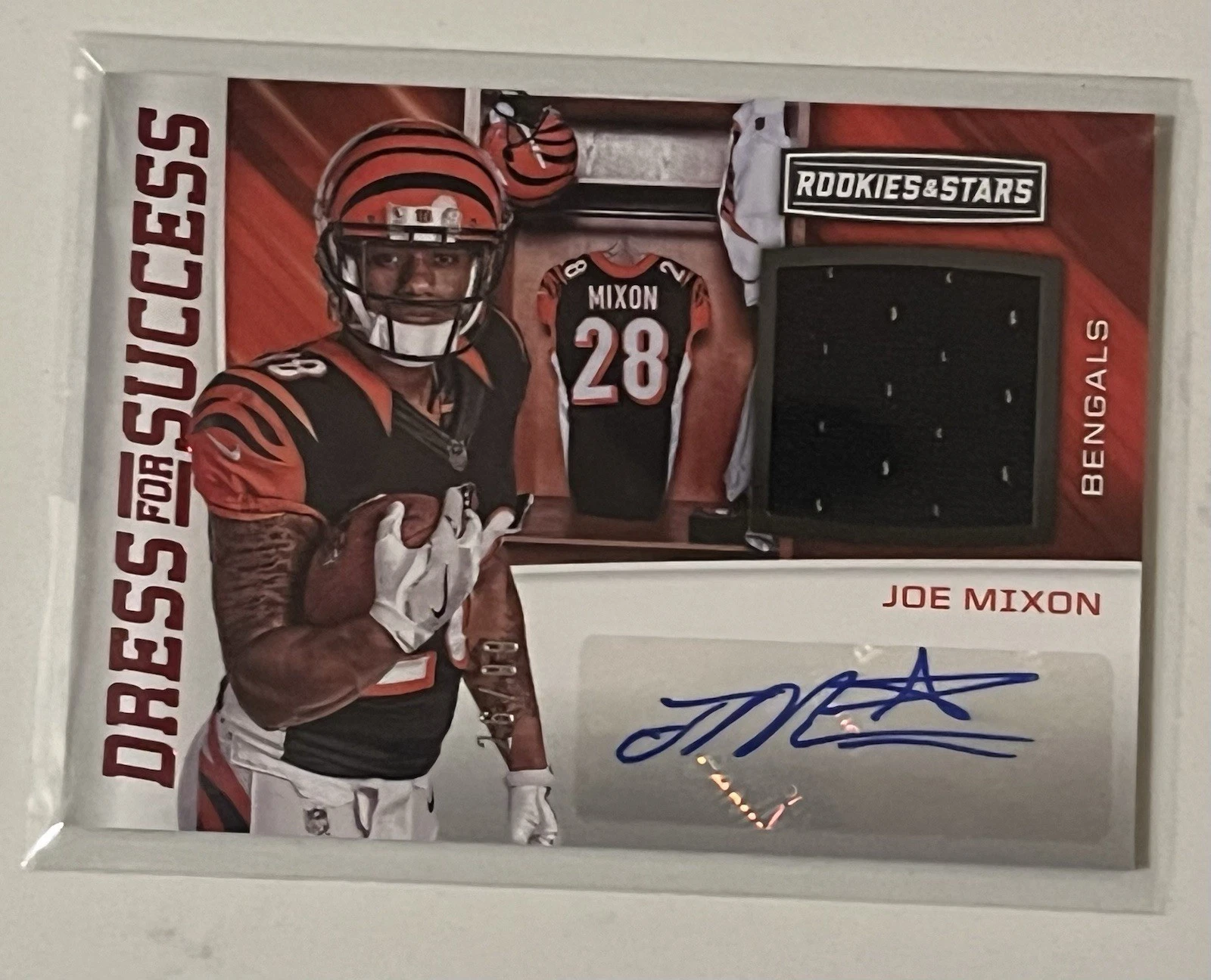 Joe Mixon Panini Rookies & Stars Dress for Success Autograph Relics #DSJX Base