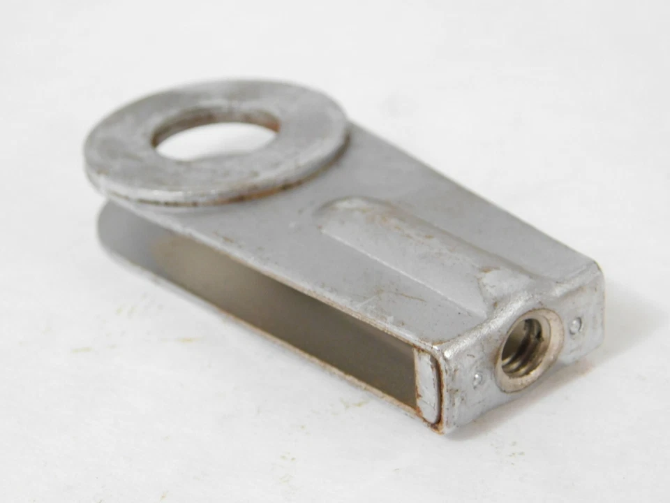 NUEVO 1967-1976 KAWASAKI A1 A7 S1 S2 KH F5 F8 F81M DERECHO CADENA AJUSTADOR OEM 33040-033 Foto 2 de 3