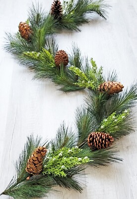 Christmas Long Needle Juniper Pinecone Garland 72''