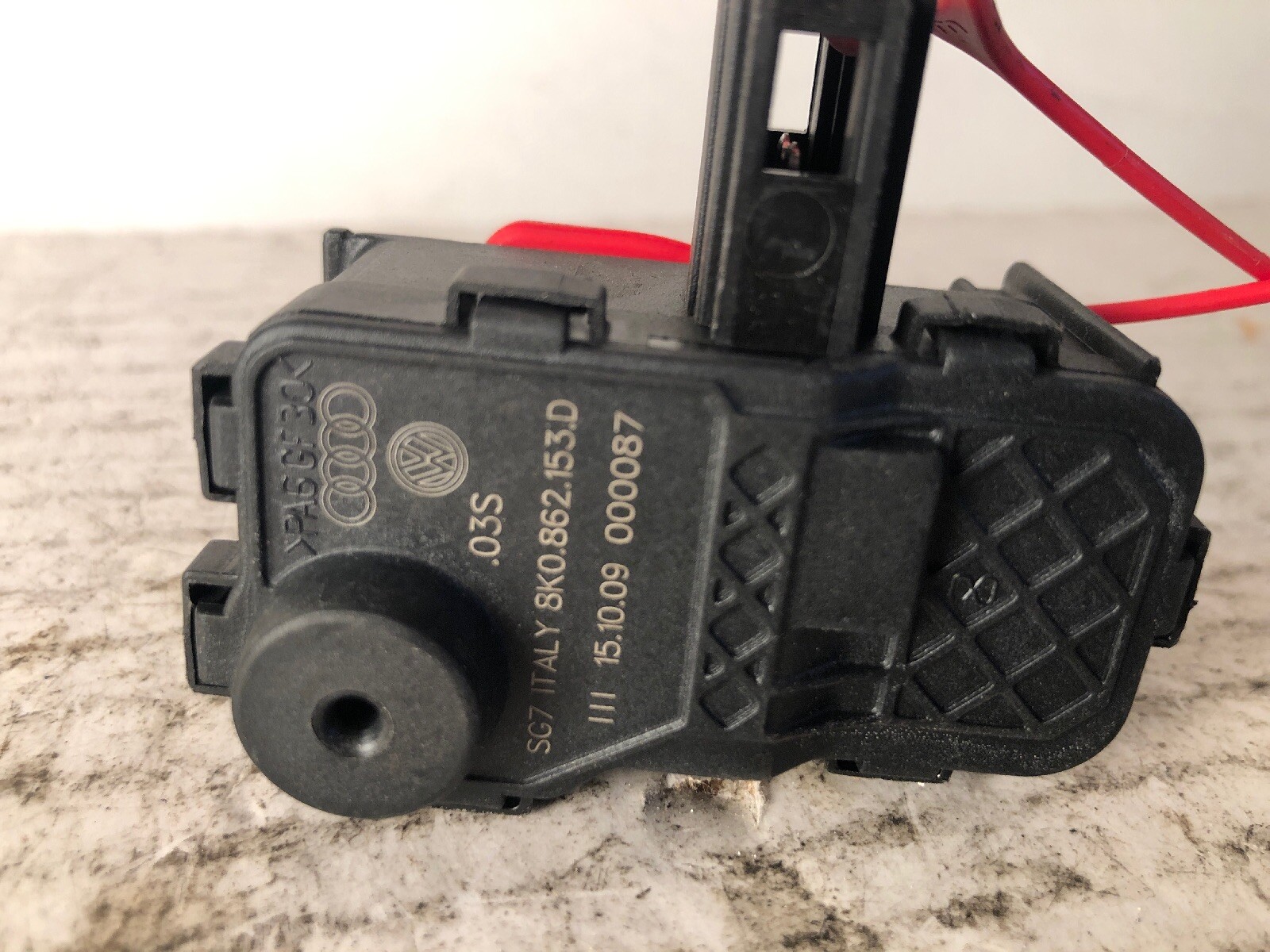 0916 AUDI Q5 Fuel Door Lock Actuator 8K0 862 153 D eBay