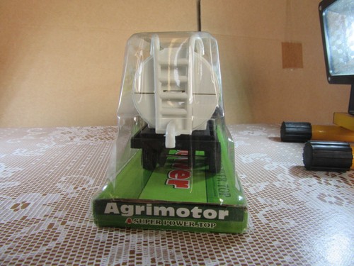 New Ray Tractor Friction + Tank Agrimotor Toy Plastic New + Box - Picture 3 of 9