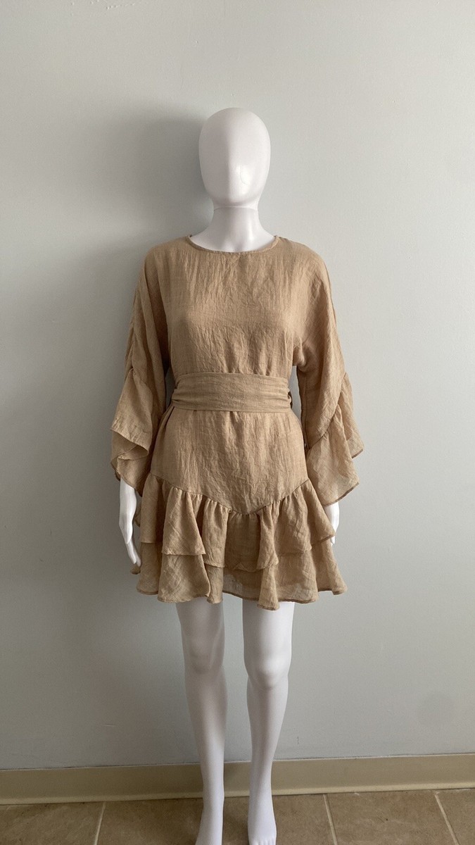 flowy tan dress with Belt November