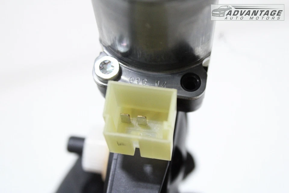 2015-2017 AUDI A3 QUATTRO 8V REAR LEFT SIDE DOOR WINDOW REGULATOR MOTOR OEM - Image 4 of 4