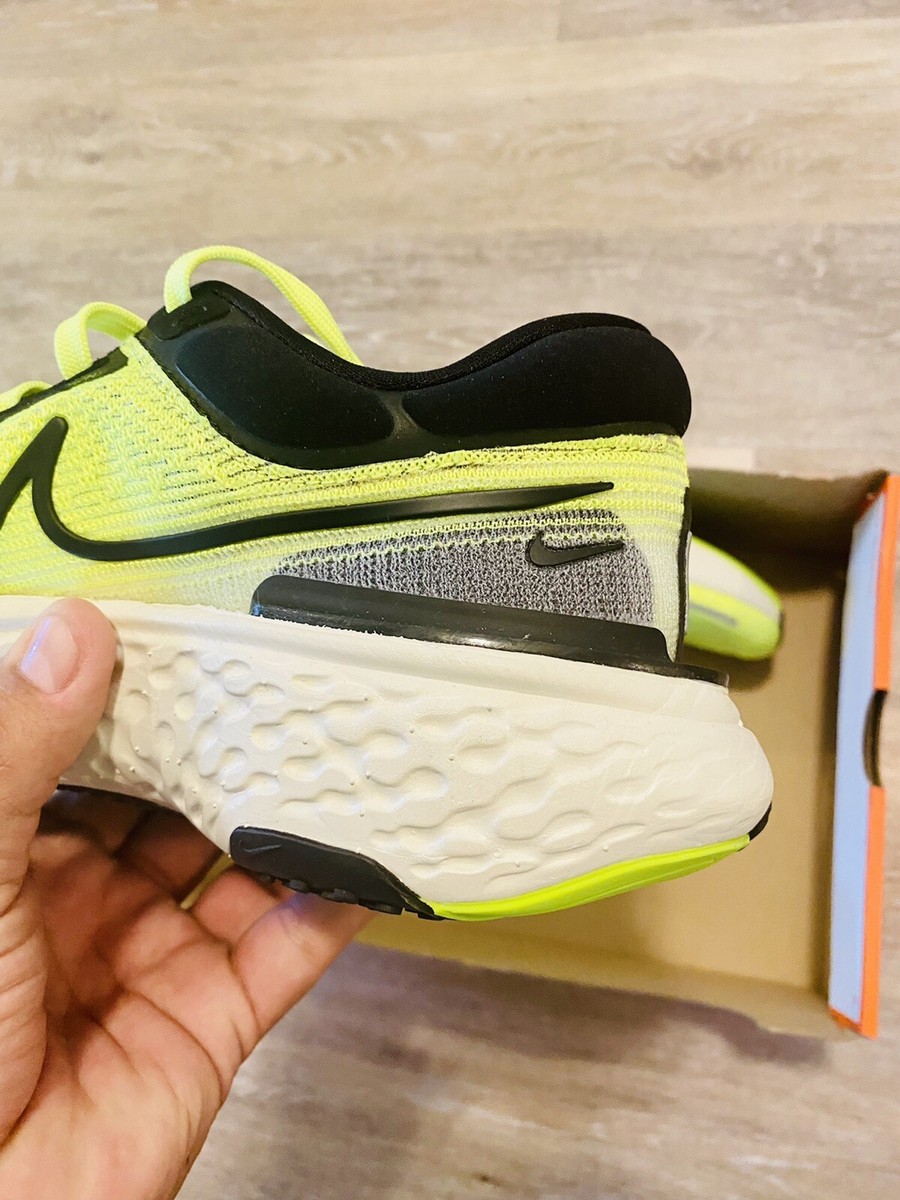 Nike ZoomX Invincible Run Flyknit Volt Black CT2228-700  display picture 3