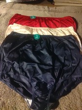 Lot Of 3 Sz 9 VanityFair "Perfectly Yours" Traditional Brief Panties 100 Nylon