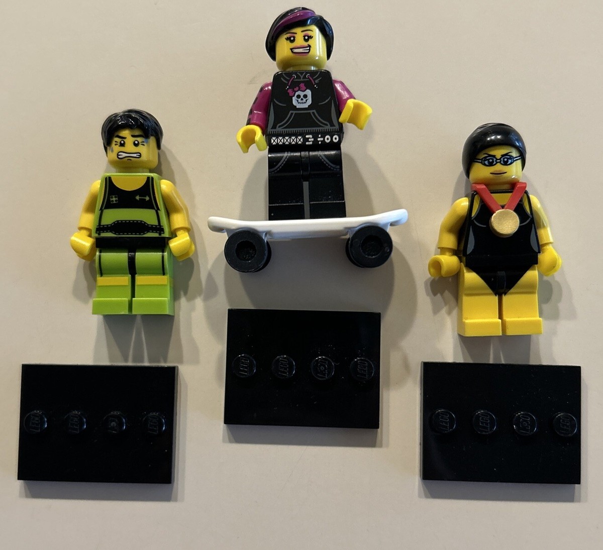 LEGO® Minifigure Series Lot - Skater Girl / Weight Lifter