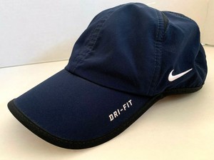 nike featherlight swoosh cap