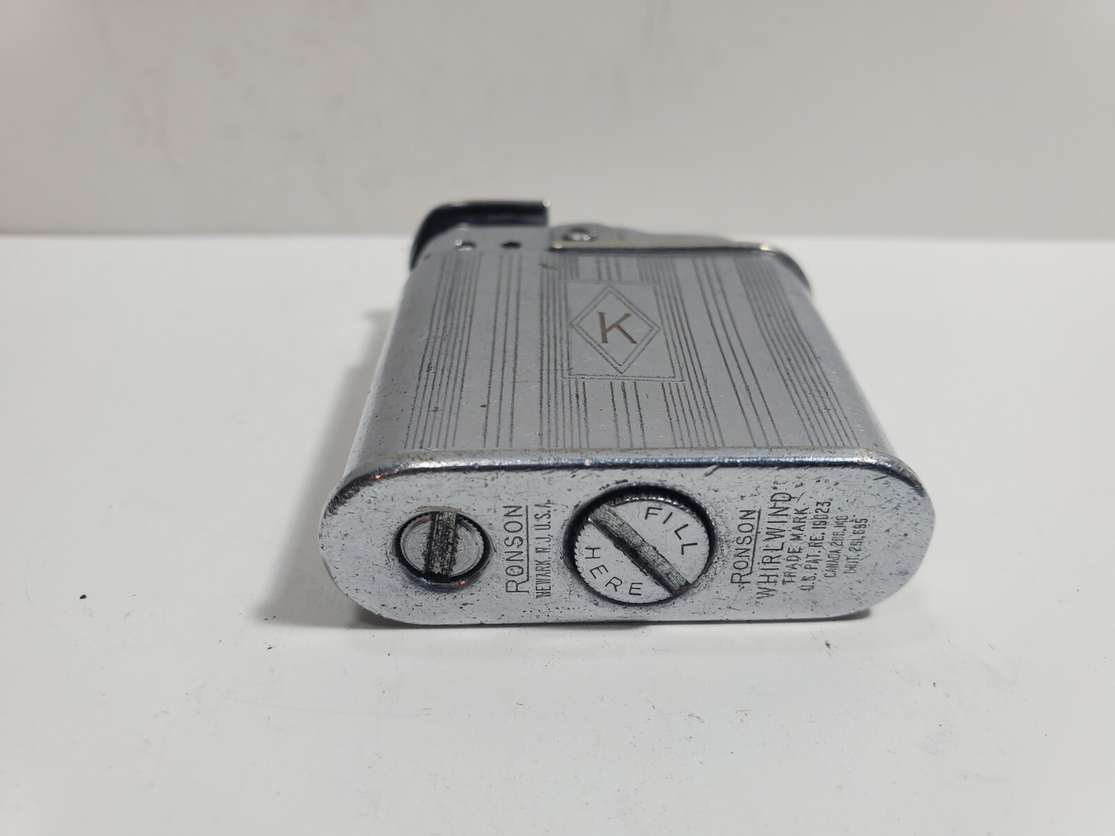 RARE! VINTAGE WORKING RONSON WHIRLWIND SILVER Tone LIGHTER. 5829/26