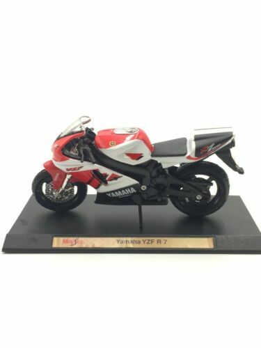 Miniature Altaya 1/18 - Citroën DS3 WRC 2016 N°38 - Kris Meeke - état Neuf
