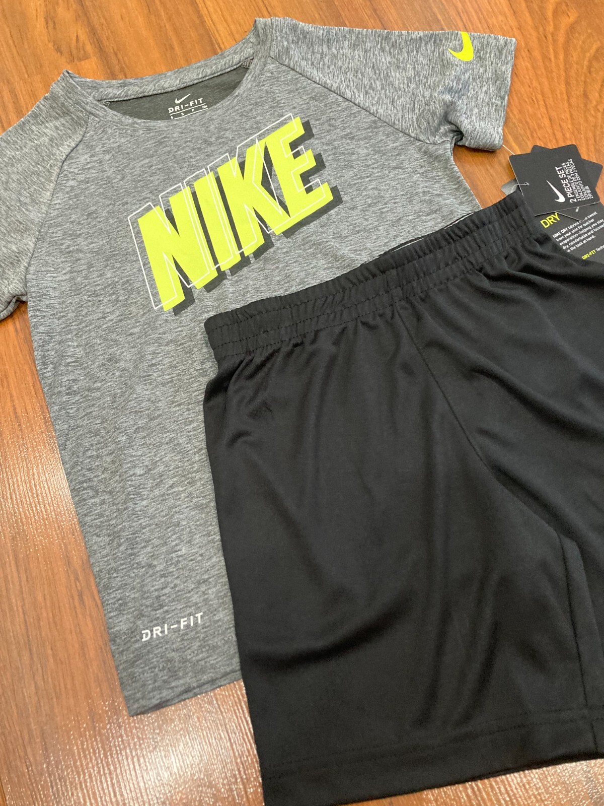 nike 2pc set