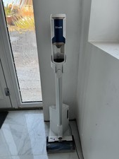 Shark BU3521UK Cordless Stick Vacuum Cleaner with Auto Empty System Blue/White