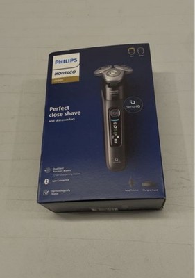 Philips Norelco Shaver i9000 Prestige Ultra Model XP9402/86 SenseIQ Pro USED