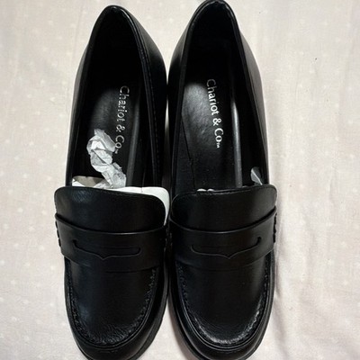 Chariot & Co. Women s Black Leather Round Toe Slip-On Loafers Lug Sole US 8