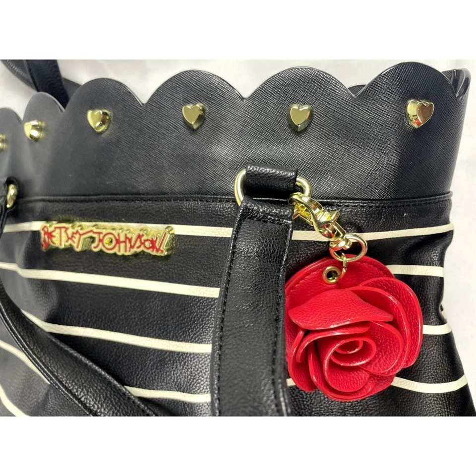 Betsey Johnson Tote Shoulder Bag Black White Striped Large Gold Hearts Rose Fob - Image 2 of 4