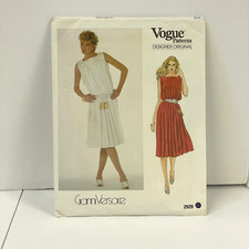 Uncut Vogue Designer Original 2929 Vintage 1982 Gianni Versace Dress Size 12