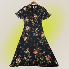 Women’s Black Floral Dress Short Sleeve Light Weight Bird Motif Nature Size 2
