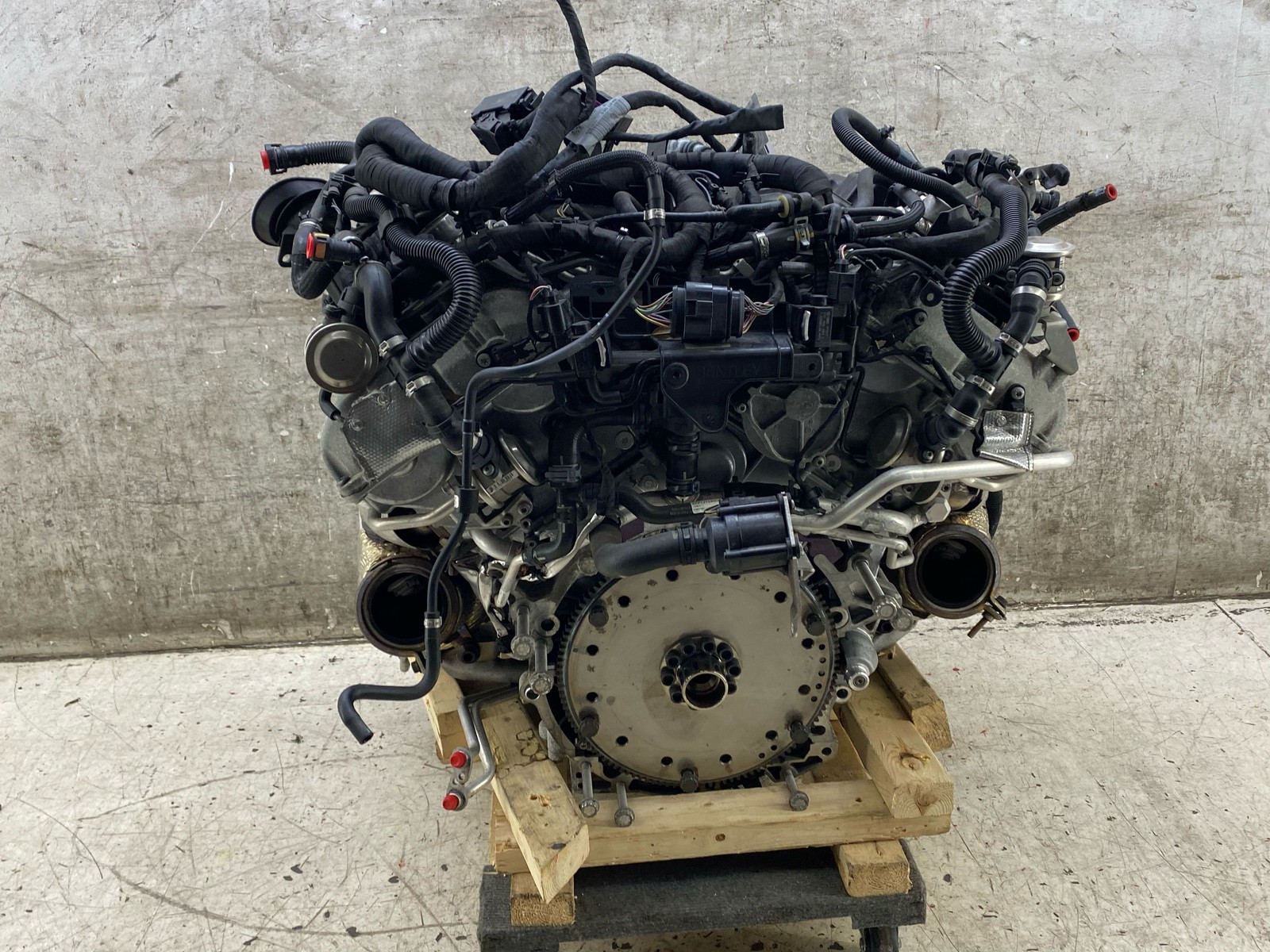 2015-2020 BENTLEY BENTAYGA OEM 6.0L W12 TWIN TURBO ENGINE MOTOR *109K MILES*
