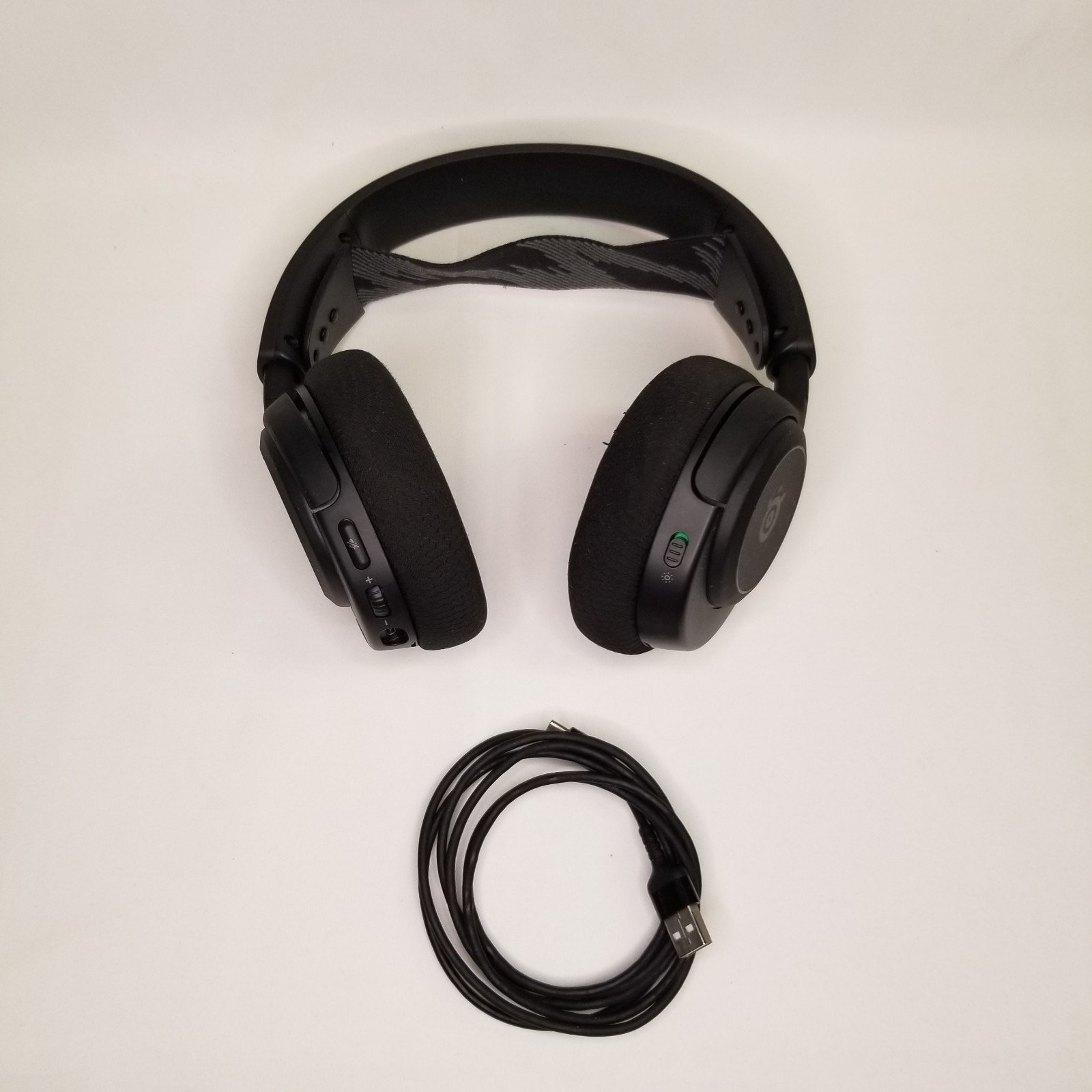 SteelSeries Arctis Nova 3 Over-Ear Gaming Headset - Black