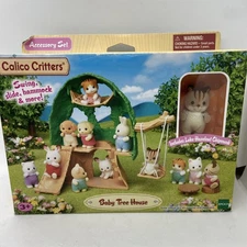 Epoch CALICO CRITTERS #CC1791 Baby Tree House With Luke Hazelnut Chipmunk New