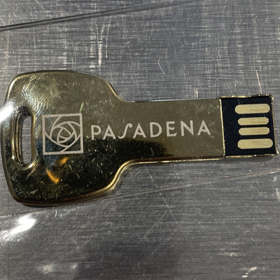 SplashID Key Safe Secure Your Passwords on a USB Key 4 GB For PC or Mac