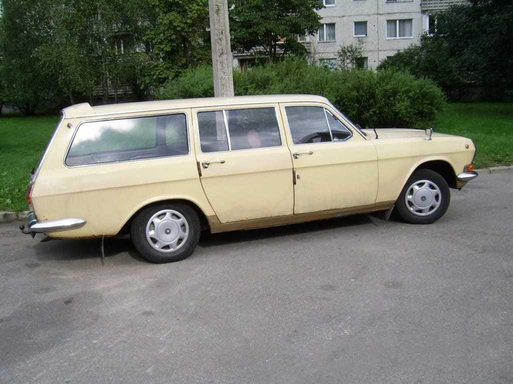 HTF: GAZ 24-77 Volga Scaldia station wagon diesel (manufactured 1979) – parts donor