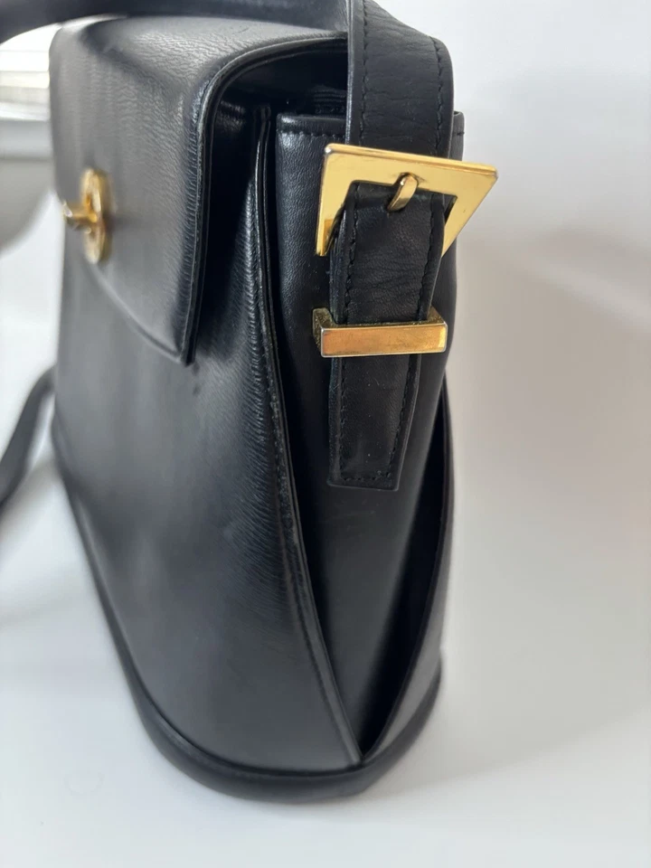 Valentino Garavani Black Leather Shoulder Bag Vintage AUTHENTIC - Image 2 of 4