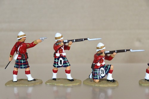 TROPHY MINIATURES 4V DS12 EGYPT & SUDAN WAR SEAFORTH HIGHLANDERS FIRING pjm - Picture 2 of 9
