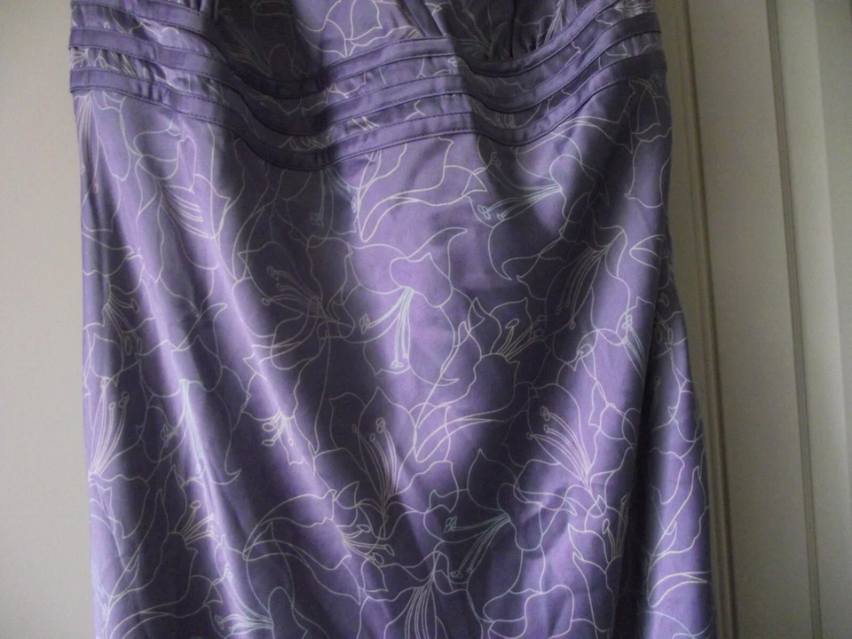 Vestido George Collection Edición Limitada Lila Púrpura Seda Floral Tirantes Reino Unido 18 NUEVO Foto 4 de 4