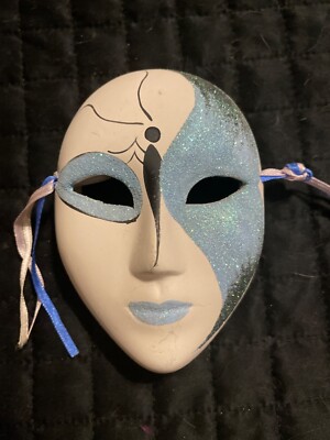 Decorative Mardi Gras mask 5  X 3.5  blue glitter butterfly